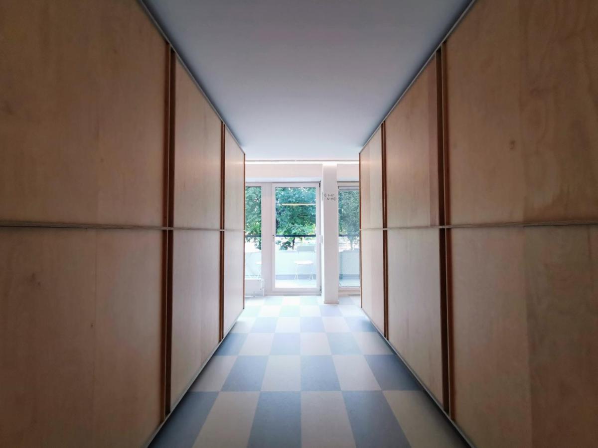 Green Marmot Capsule Hotel Zuerich Exterior photo