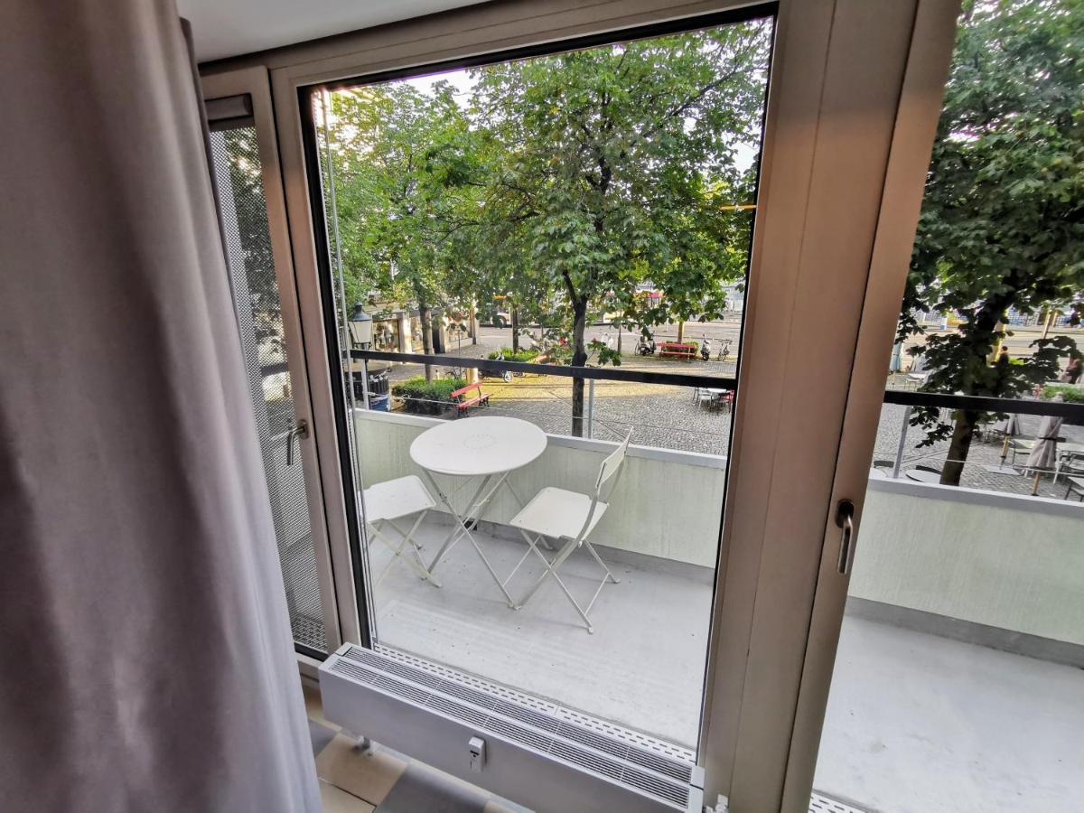 Green Marmot Capsule Hotel Zuerich Exterior photo