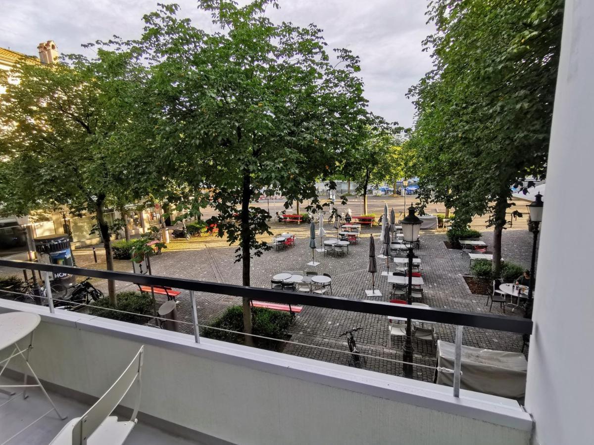 Green Marmot Capsule Hotel Zuerich Exterior photo