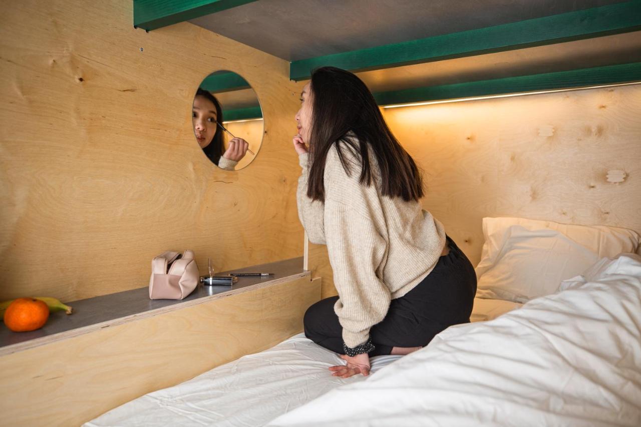Green Marmot Capsule Hotel Zuerich Exterior photo